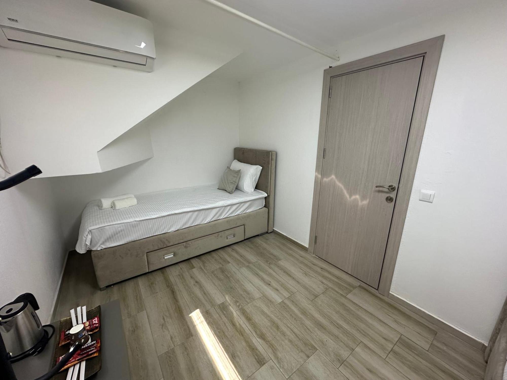 Next Rooms Skopje Extérieur photo